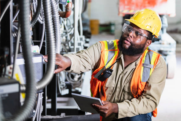 Professional Electrician in AK